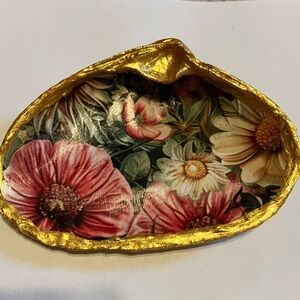 Handcrafted Spring Floral Shell Dish 4 inch Gold Metallic Decoupage